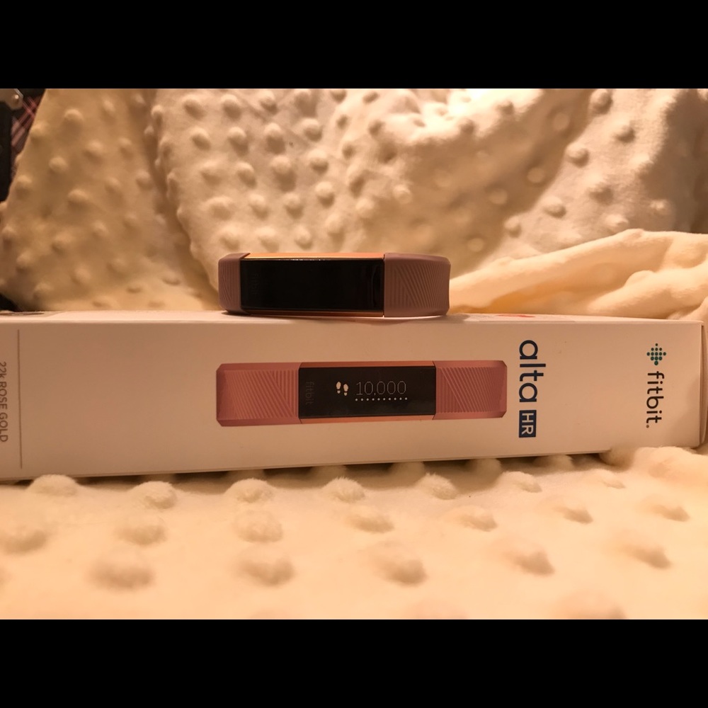 Rose Gold Fitbit Alta HR